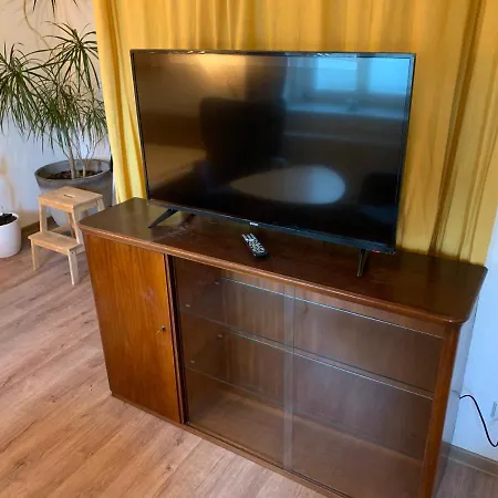 Industrial Look - 2 Bedroom - In Plagwitz Апартаменты