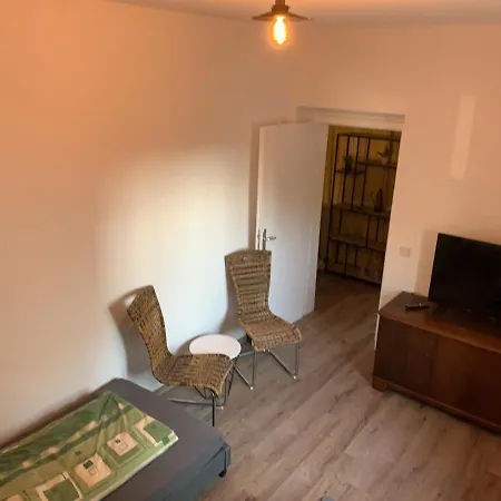 Апартаменты Industrial Look - 2 Bedroom - In Plagwitz Лейпциг